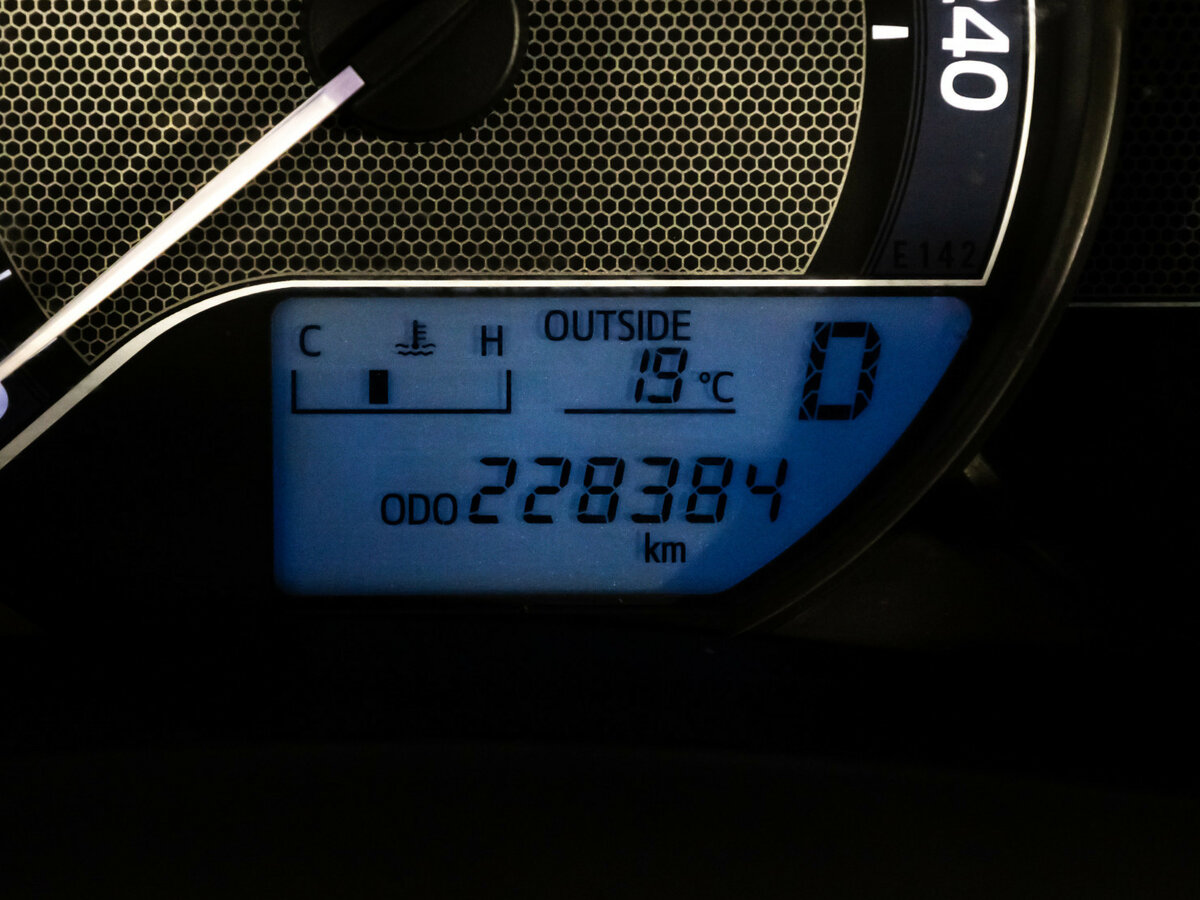 Купить Toyota Corolla XI (E160, E170, E180), 2014, 228 150 км, фото №11