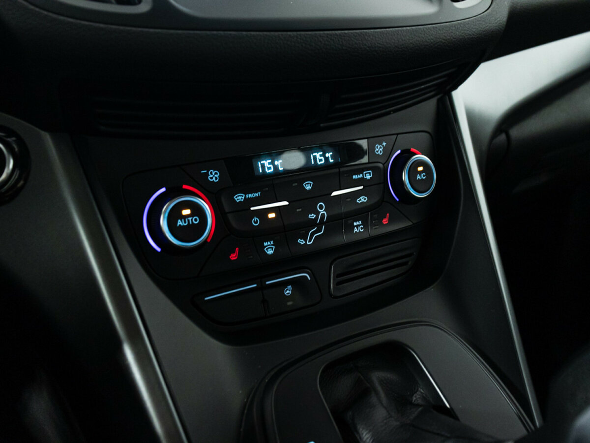 Купить Ford Kuga II Рестайлинг, 2017, 193 000 км, фото №16