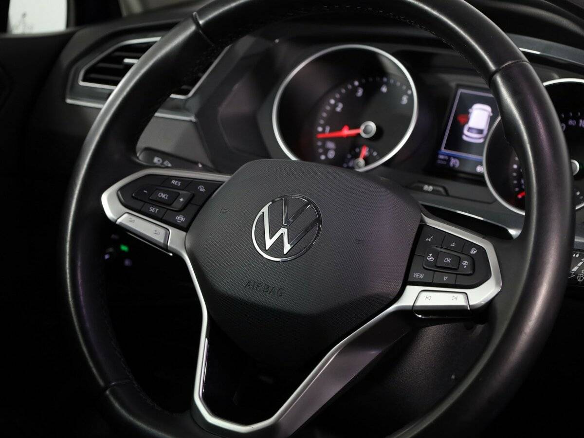 Купить Volkswagen Tiguan II Рестайлинг, 2021, 103 000 км, фото №11