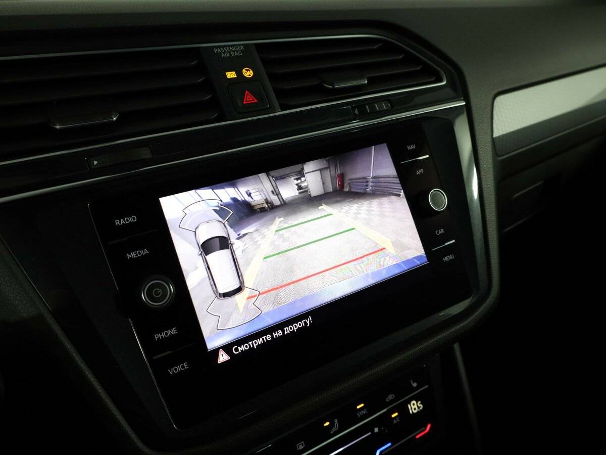 Купить Volkswagen Tiguan II Рестайлинг, 2021, 103 000 км, фото №25