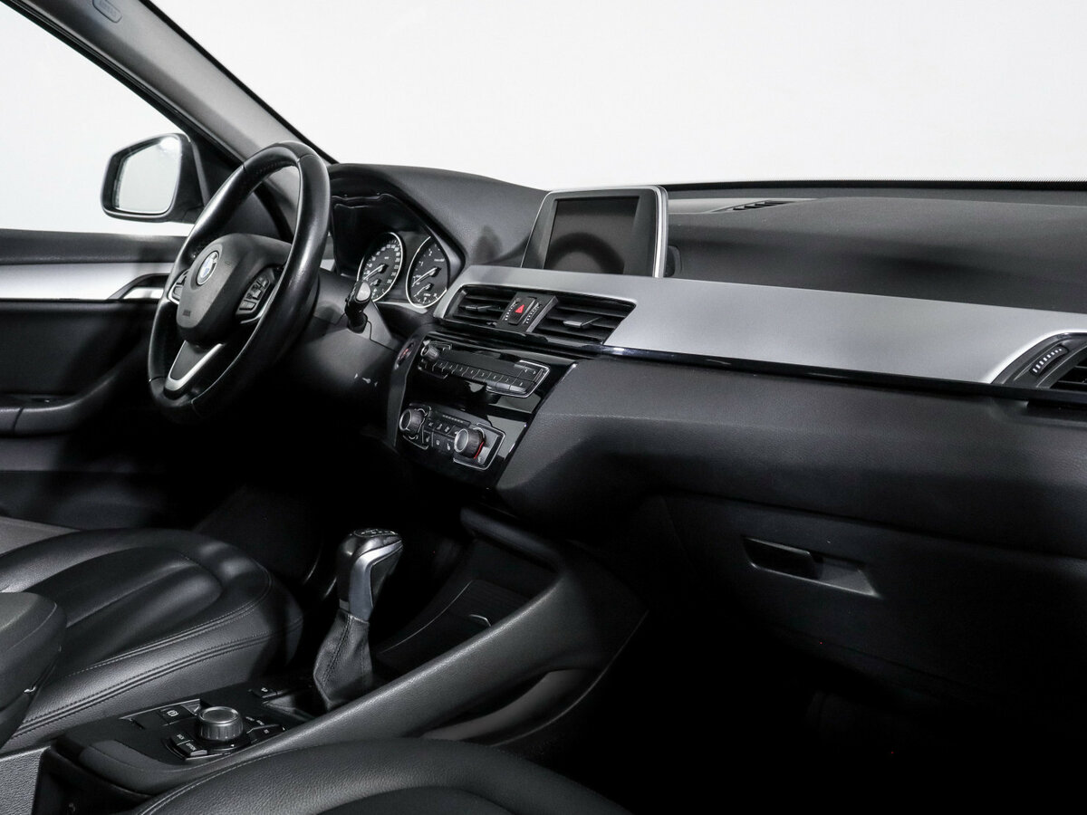 Купить BMW X1 20i xDrive II (F48), 2016, 246 263 км, фото №9