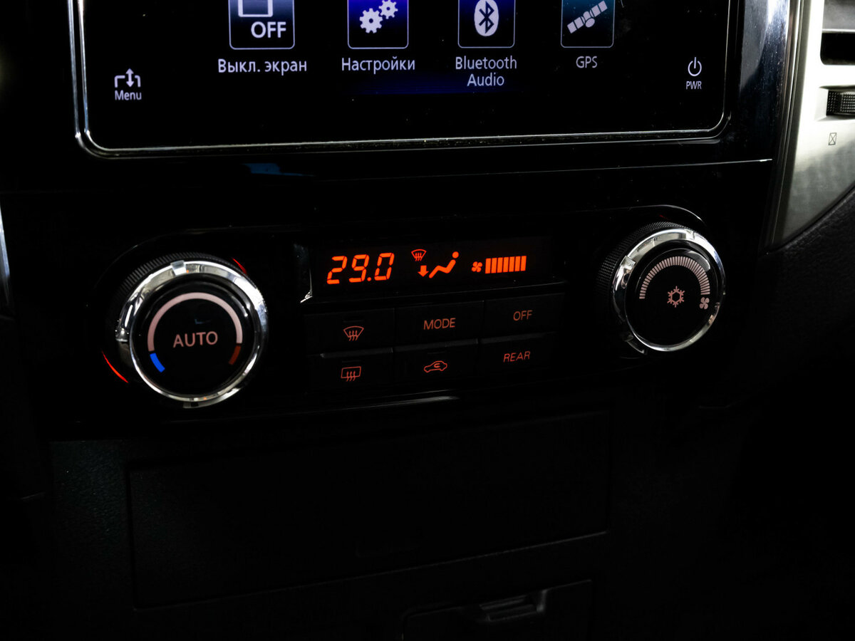 Купить Mitsubishi Pajero IV Рестайлинг 2, 2017, 110 534 км, фото №18