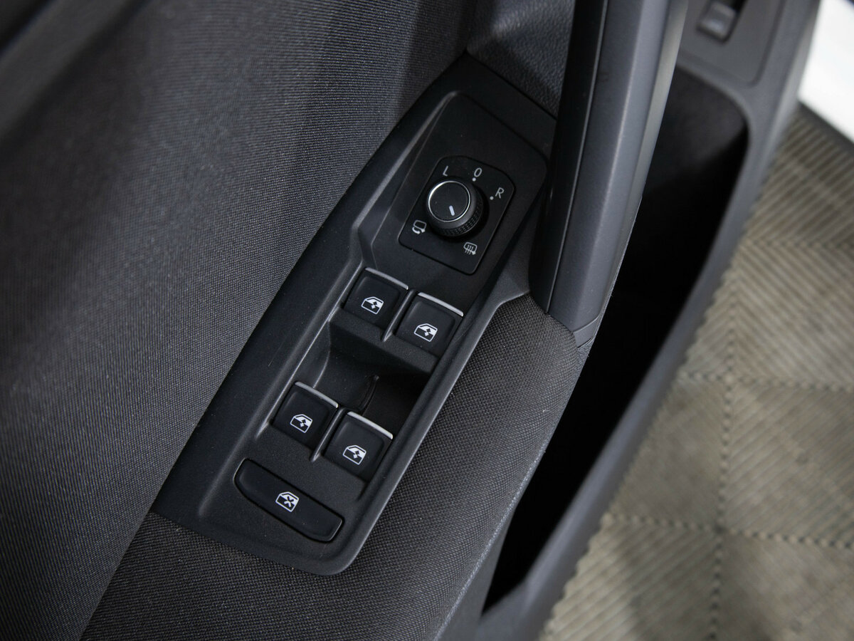 Купить Volkswagen Tiguan II, 2018, 45 750 км, фото №16