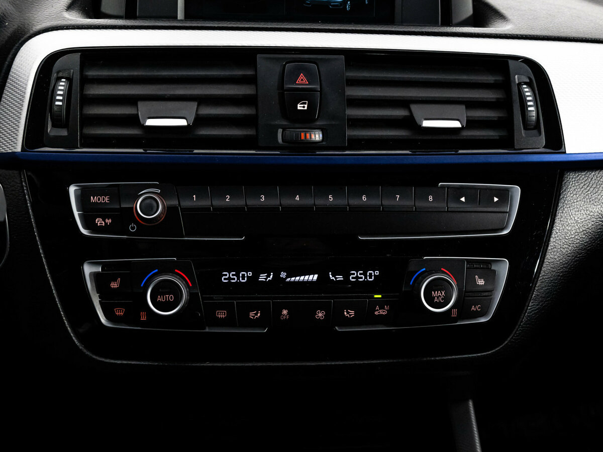 Купить BMW 1 серии 118i II (F20/F21) Рестайлинг 2, 2019, 91 086 км, фото №14