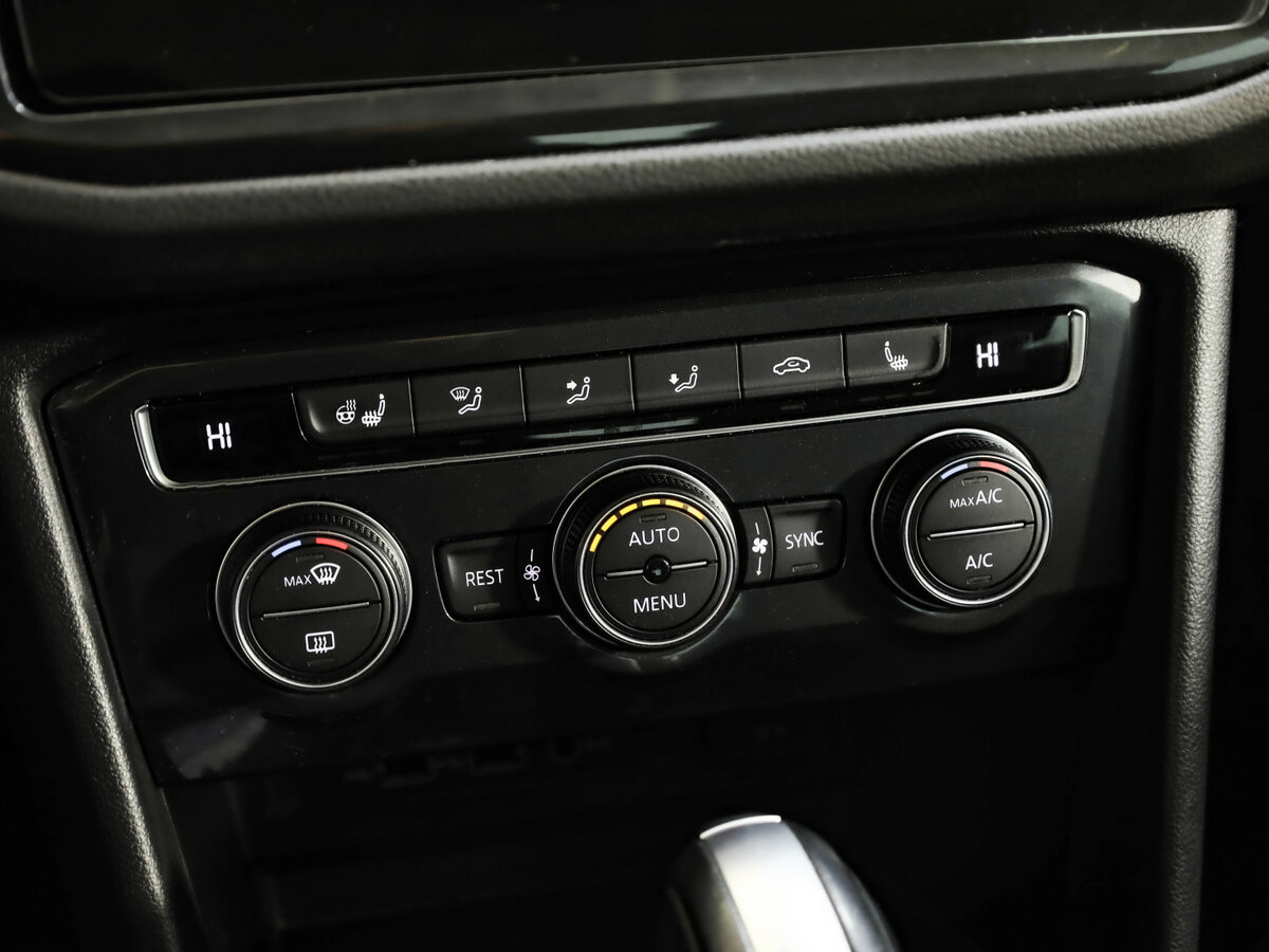 Купить Volkswagen Tiguan II, 2019, 92 843 км, фото №18