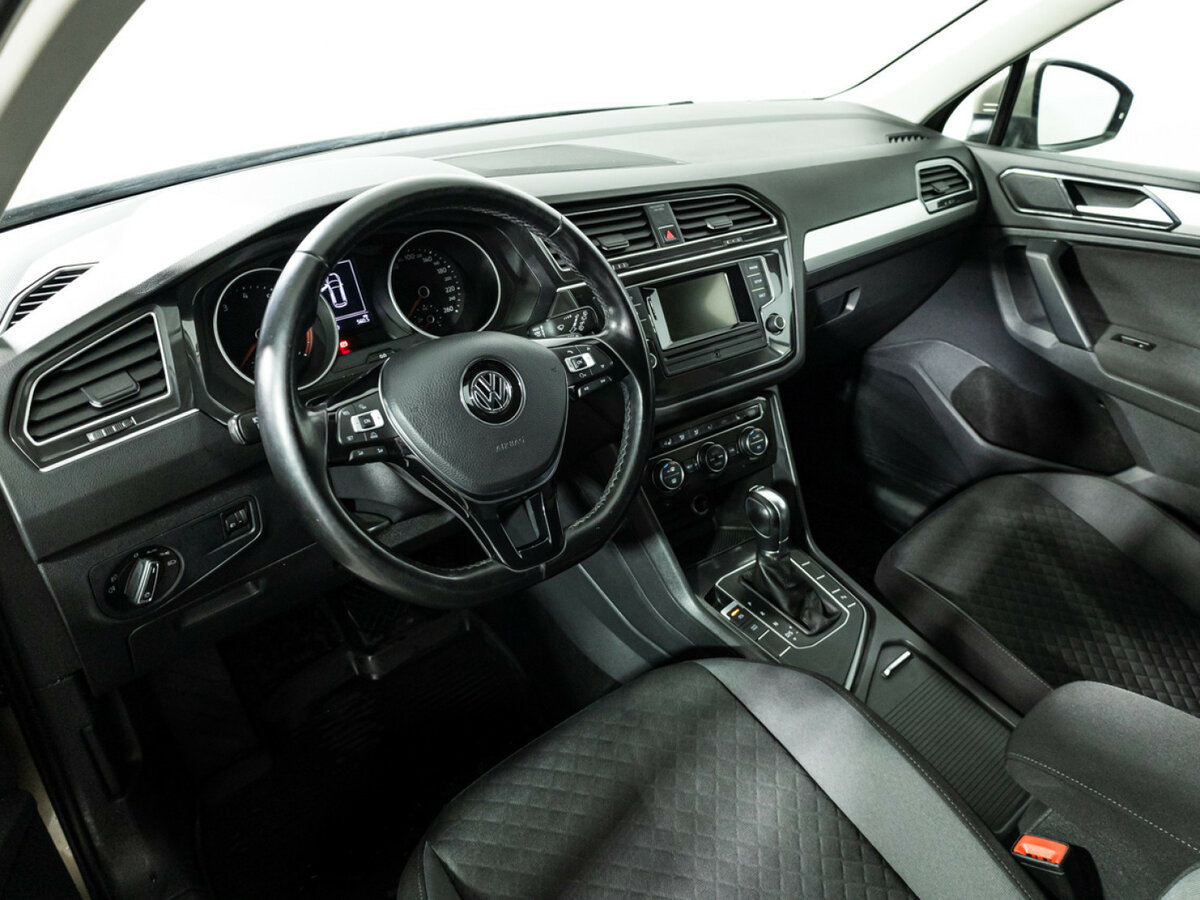 Купить Volkswagen Tiguan II, 2017, 76 658 км, фото №9