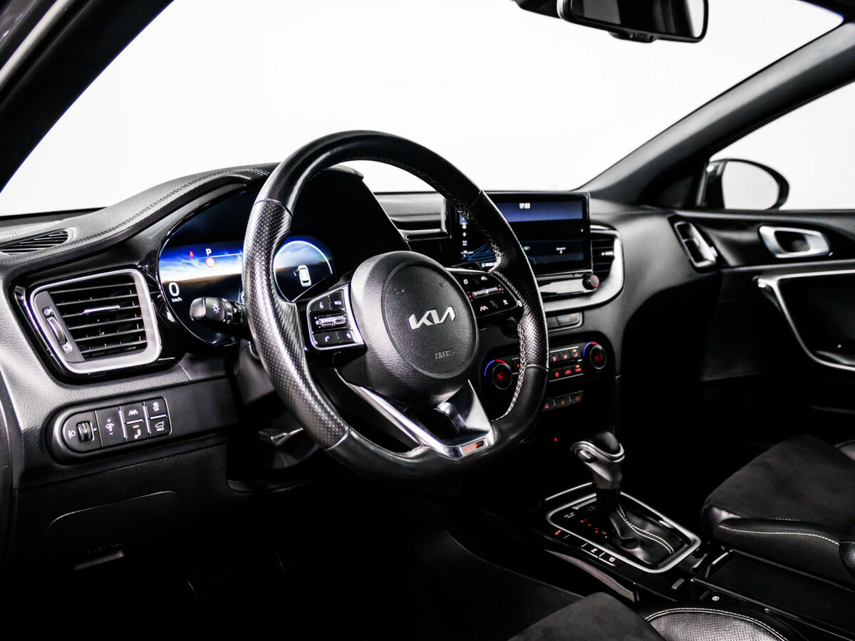 Купить Kia Ceed III Рестайлинг, 2021, 73 839 км, фото №11