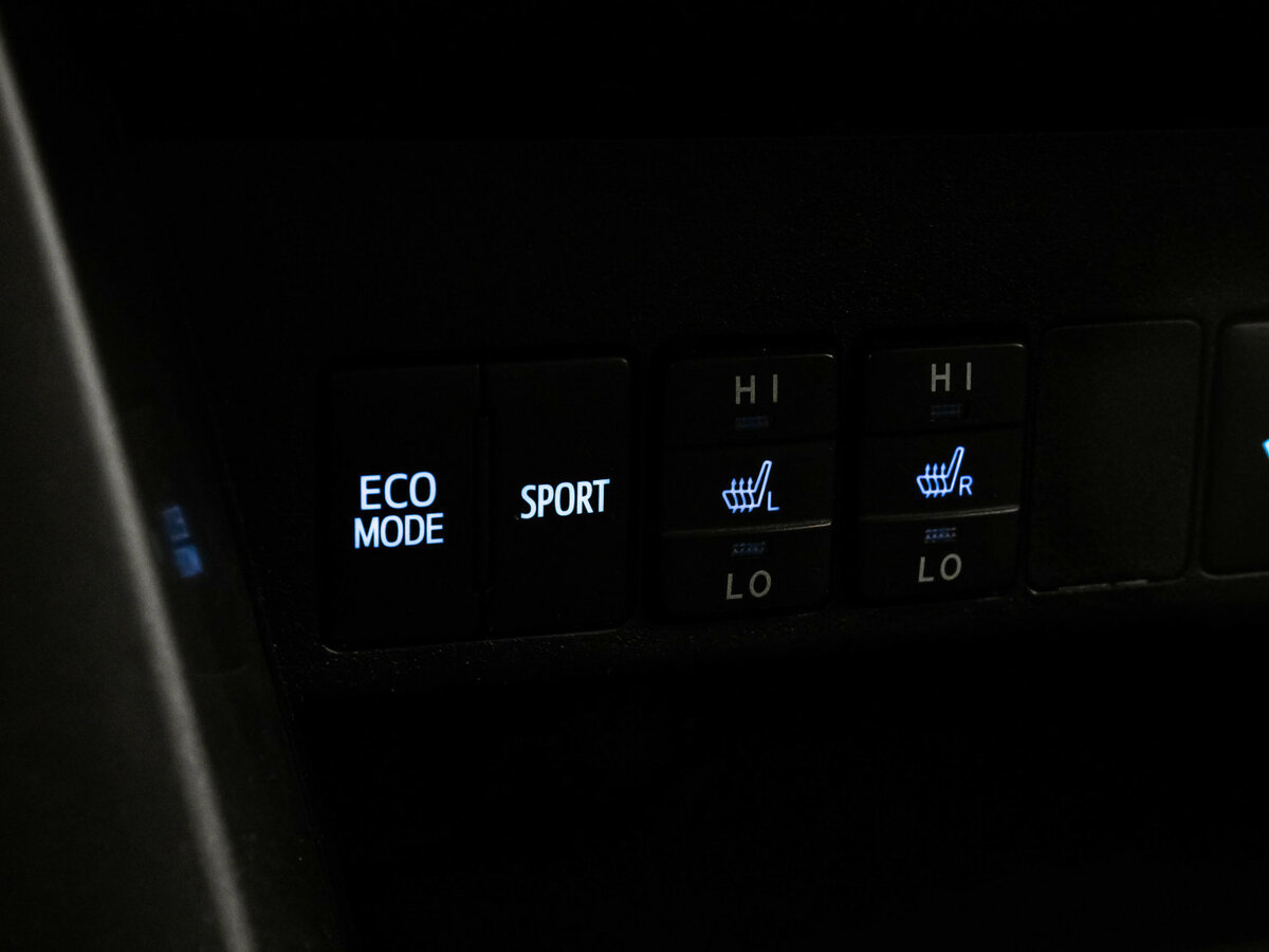 Купить Toyota RAV4 IV (XA40) Рестайлинг, 2018, 207 449 км, фото №13