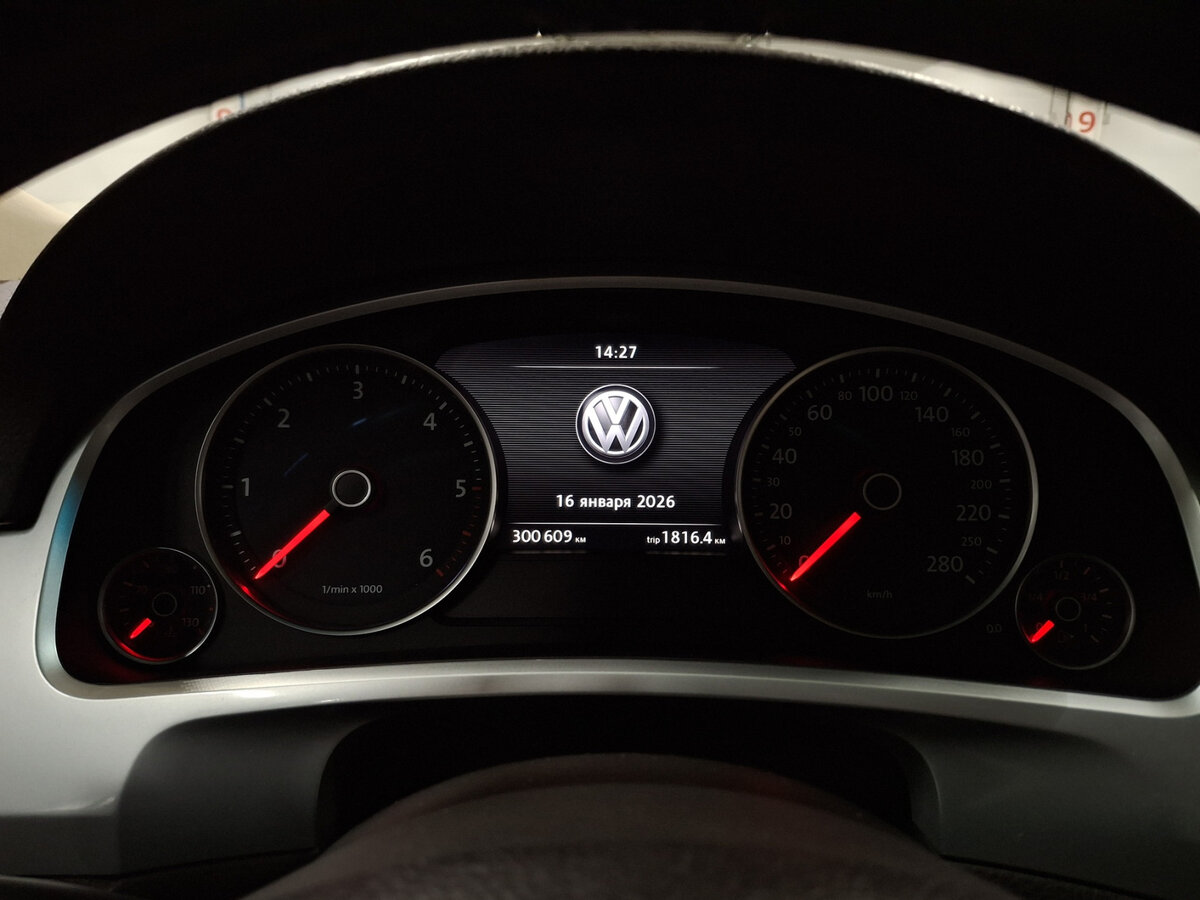 Купить Volkswagen Touareg II, 2013, 300 608 км, фото №13